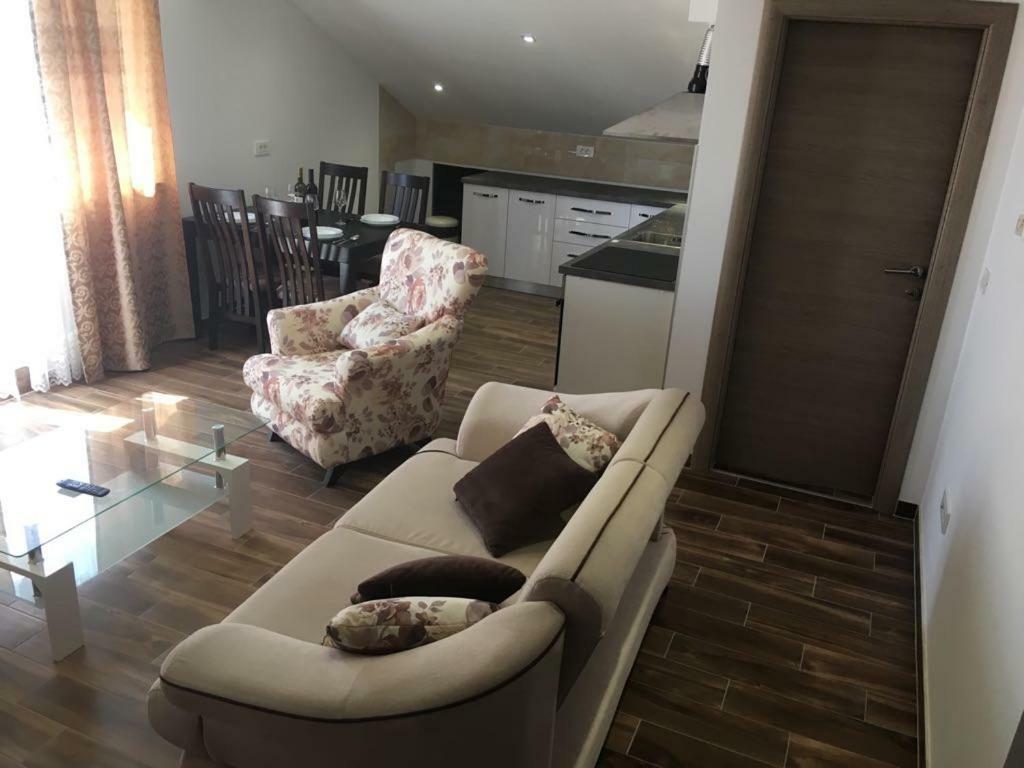 Apartment Beljan Trogir Exterior photo
