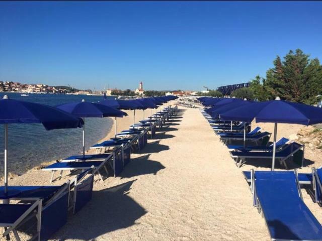Apartment Beljan Trogir Exterior photo
